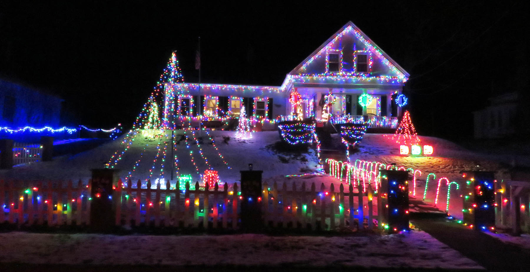 Holiday lights in Winchendon