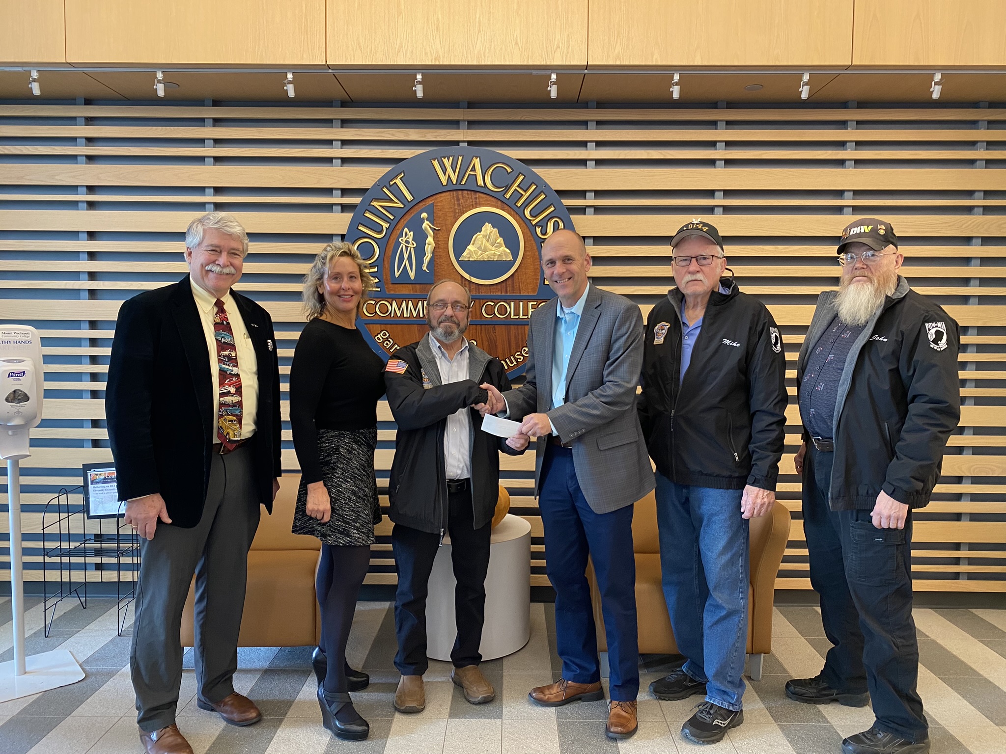 MWCC receives scholarship donation from Vietnam Veterans of America