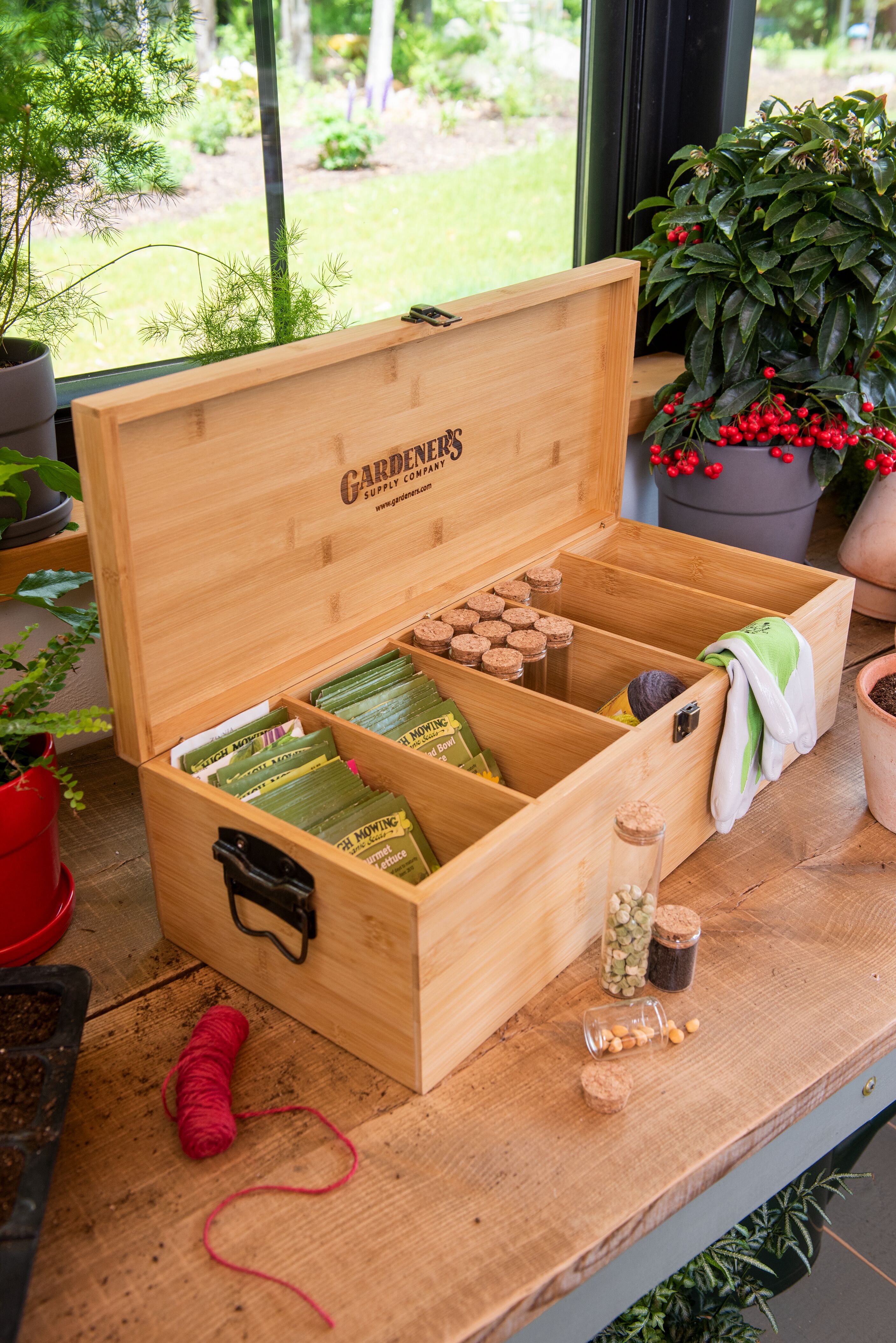 Bamboo seed-saver kit for gifting