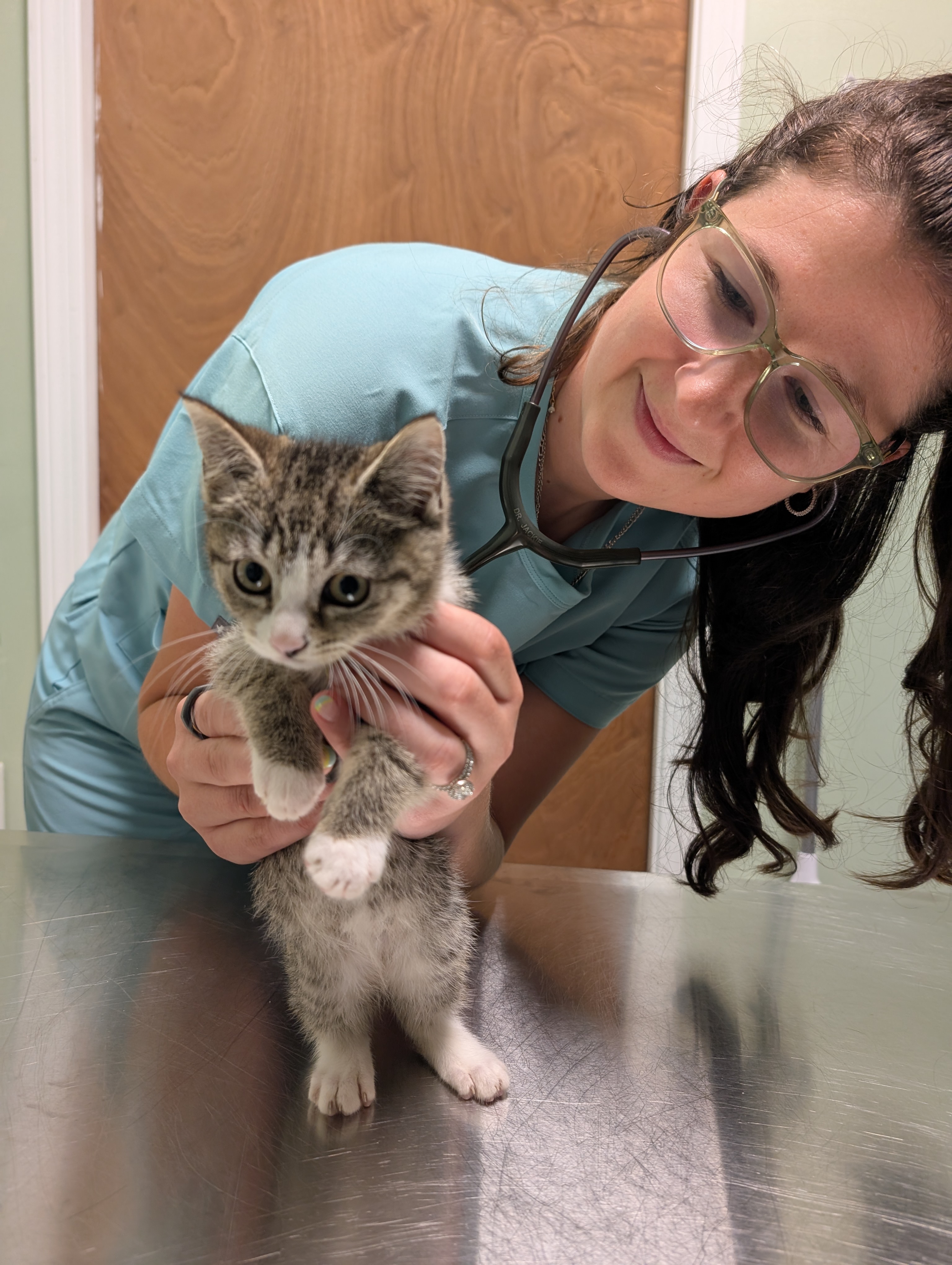Dr. Jackie Fix and a patient