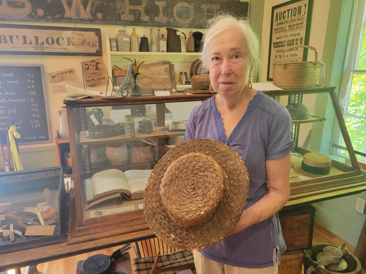Kathy Morris teaches about palm hat making